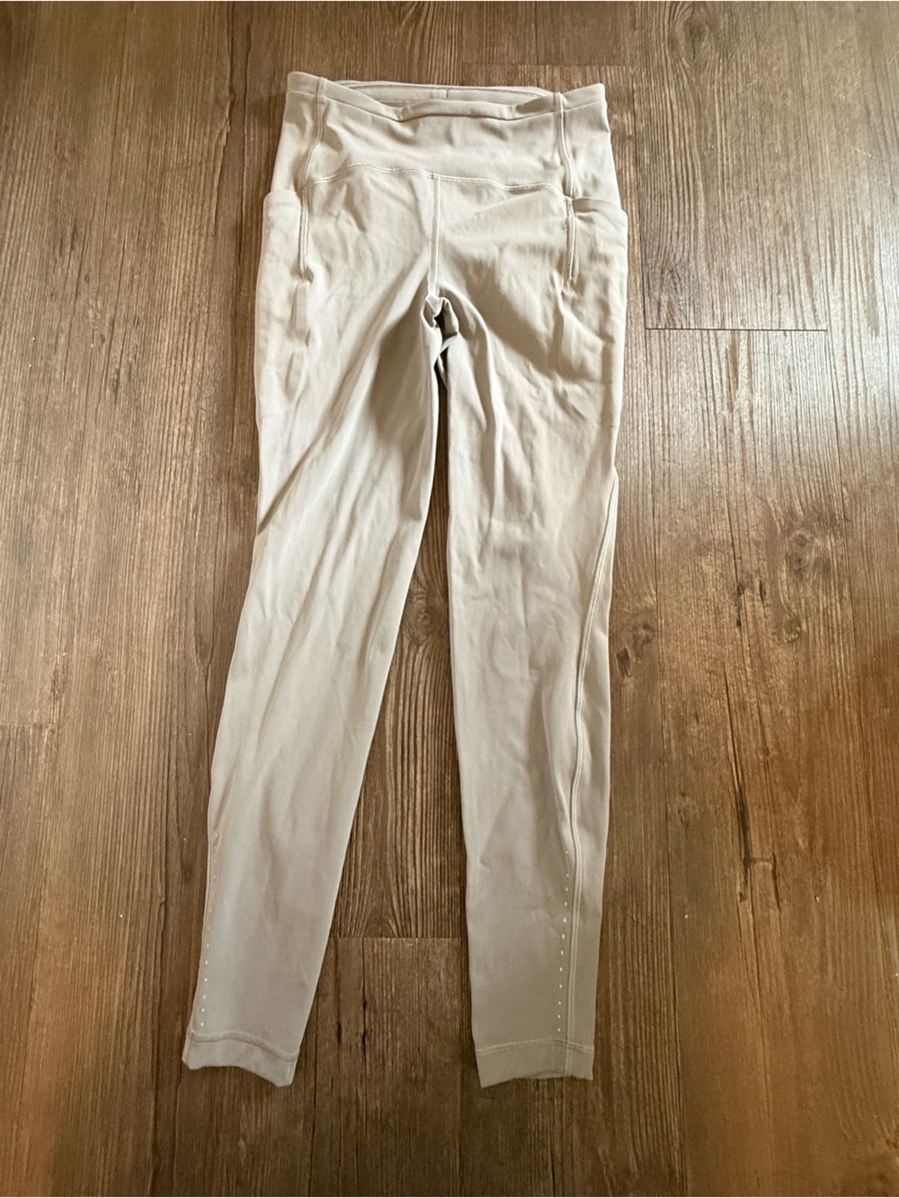 lululemon athletica women’s light grey leggings